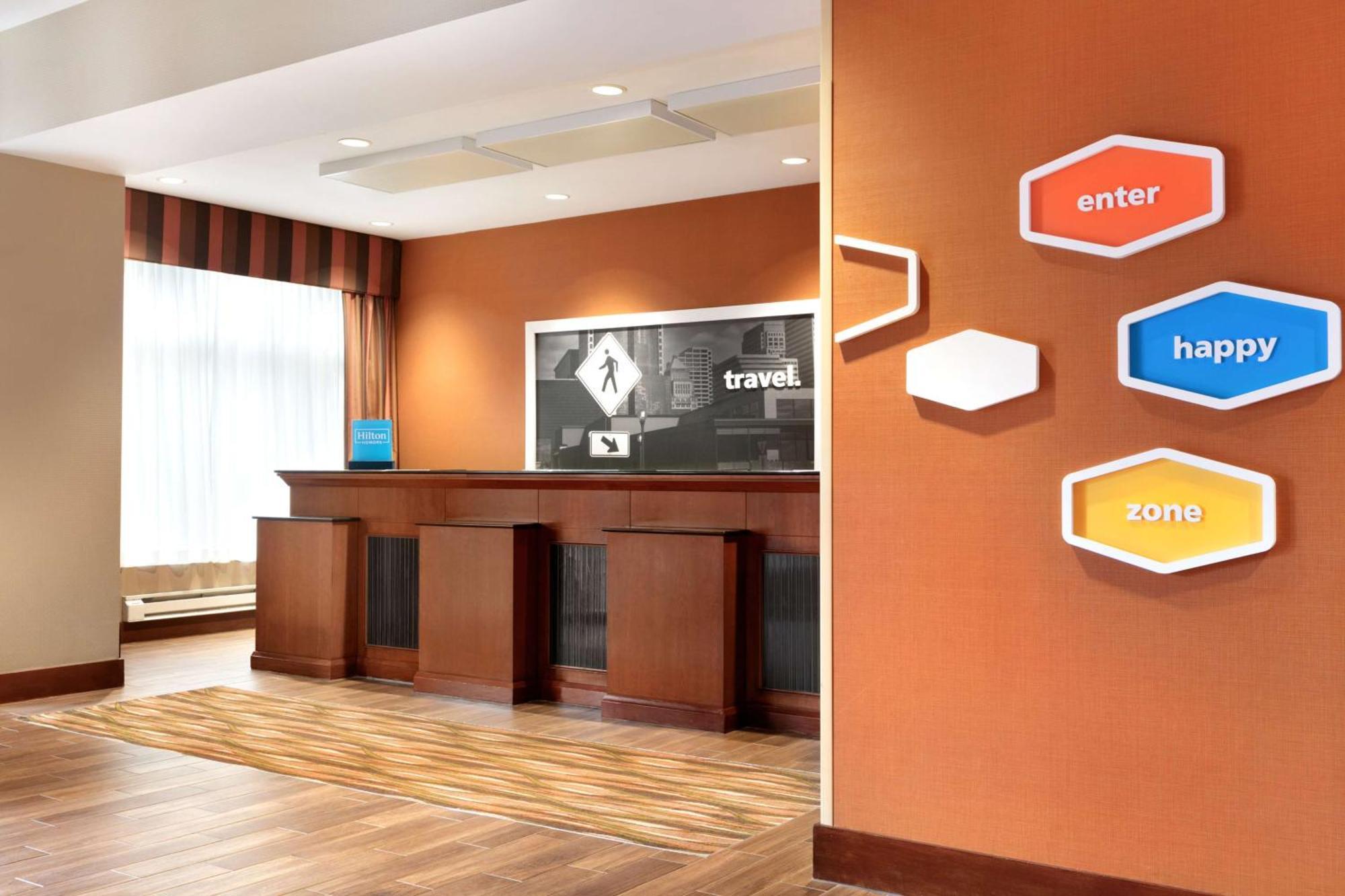 Hampton Inn New York - Laguardia Airport Dış mekan fotoğraf