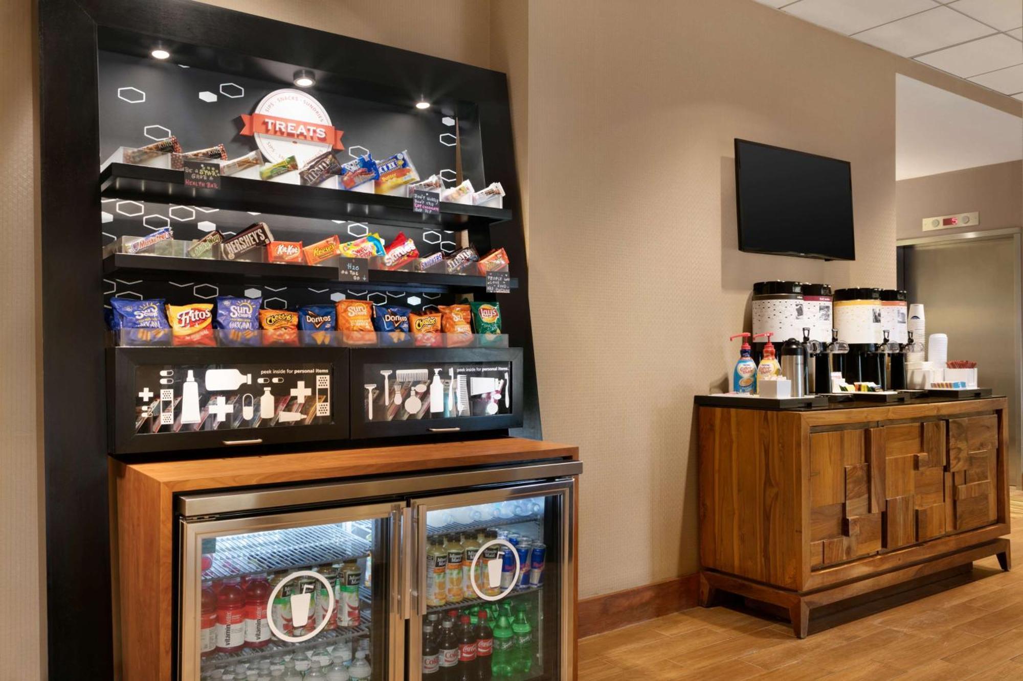 Hampton Inn New York - Laguardia Airport Dış mekan fotoğraf