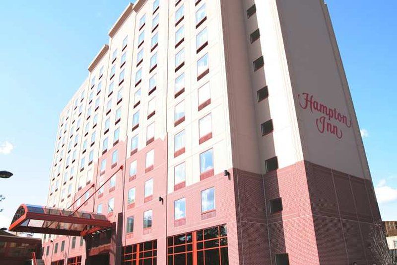 Hampton Inn New York - Laguardia Airport Dış mekan fotoğraf