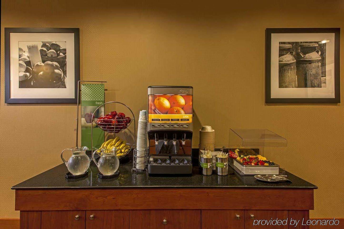 Hampton Inn New York - Laguardia Airport Dış mekan fotoğraf